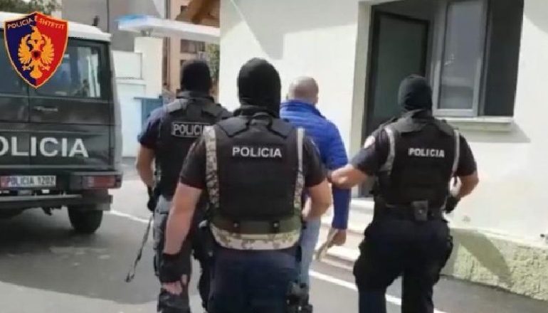 NË KËRKIM NDËRKOMBËTAR PREJ DY VITESH/ Por fshihej në vendlindje… arrestohet 40-vjeçari në Shkodër