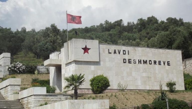 5 MAJI HISTORIK NËN “FRIKËN” E COVID-19/ Rama: Përulësisht me respekt! Politika do bëhet bashkë te Varrezat e Dëshmorëve (VIDEO)