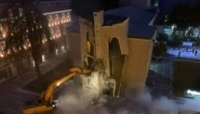 SHJEMBJA E GODINËS SË TEATRIT/ Vjen reagimi i parë nga Kosova: Anulojmë shfaqjet në shenjë solidariteti