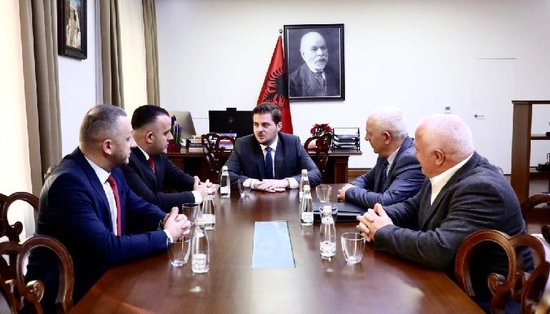 ZGJEDHJET NË SERBI/ Shqiptarët e Preshevës me një koalicion të përbashkët