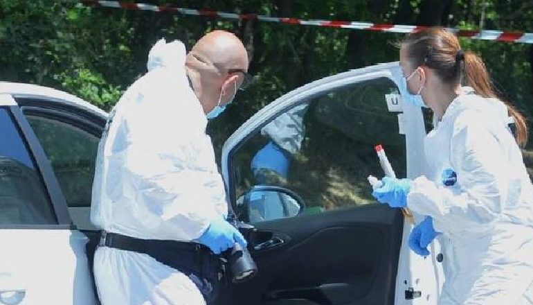 SHERR MES ÇIFTIT SHQIPTAR/ Burri plagos me armë gruan dhe më pas e godet me thikë, arrestohet 48-vjeçari