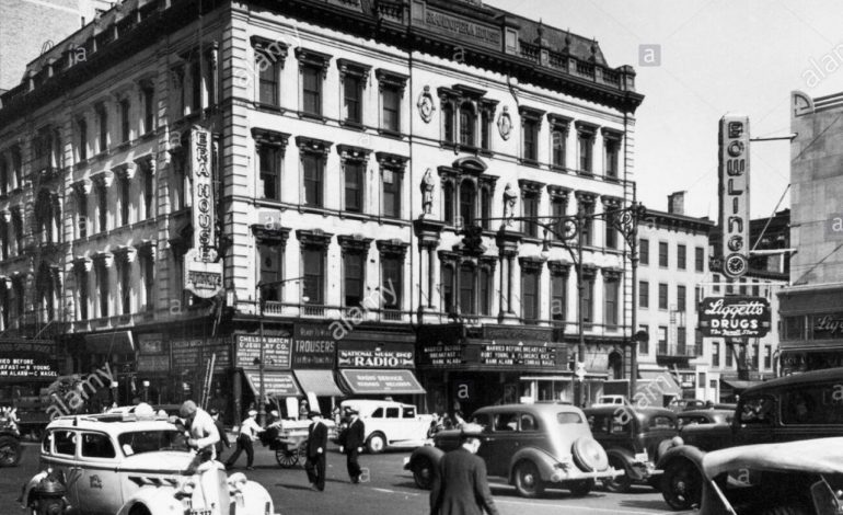 PARIS, NEW YORK, MOSKË/ Teatrot shekullorë që u shembën për t’i hapur rrugë modernizmit (FOTO)
