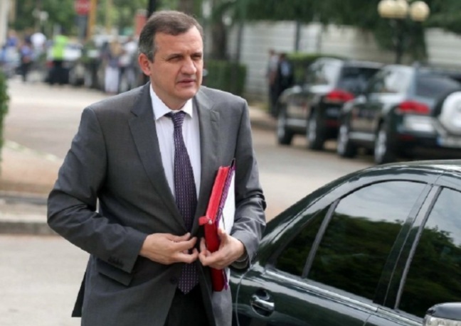 “ULJE RROGASH DHE PENSIONESH”/ Ilir Beqaj sqaron propozimin: Është prodhuar një fake news. Kemi një situatë të pazakontë ku…