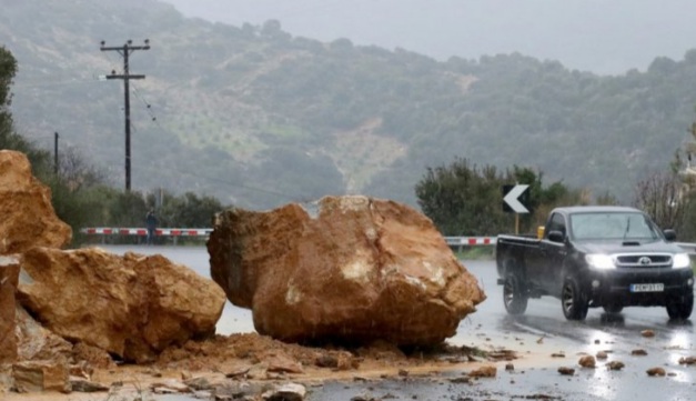 TËRMETI NË KRETË/ Shkakton mini “tsunami” në Chrysi dhe Arvi (FOTOT)