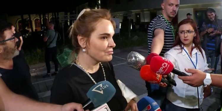 NUK NDALET/ Kryemadhi: Populli e vrau me gurë policinë e Mubarakut!