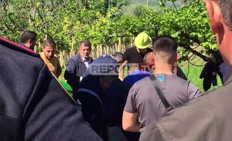 PO HAPNIN PUS PËR VADITJE NË BERAT/ Tre persona bllokohen në thellësi. Nxirren 2 të vdekur, 1 me shenja jete