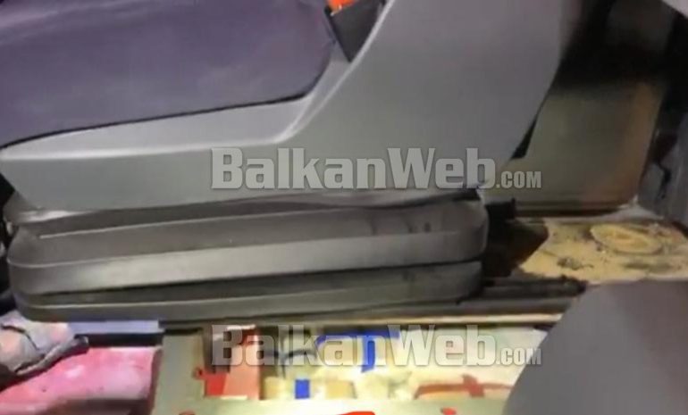 ISHTE NISUR DREJT ITALISË/ Ja vendi ku ishte fshehur heroina në kamion, hapej me mekanizëm elektrik (FOTO+DETAJET)