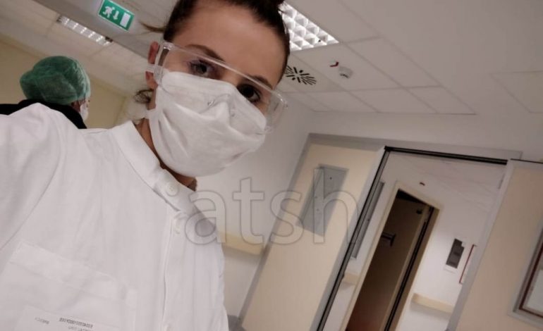 U KTHYE NGA MISIONI NË SPITALIN E BRESHIAS/ Rrëfehet mjekja shqiptare: Kur shkova në fillim, gati 10% e stafit ishin të infektuar
