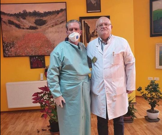 FITOI BETEJËN ME COVID-19 PAS 49 DITËSH/ Deputeti Alimadhi: Mjekët të përkushtuar, ishte si të jetoje mes të vdekurve