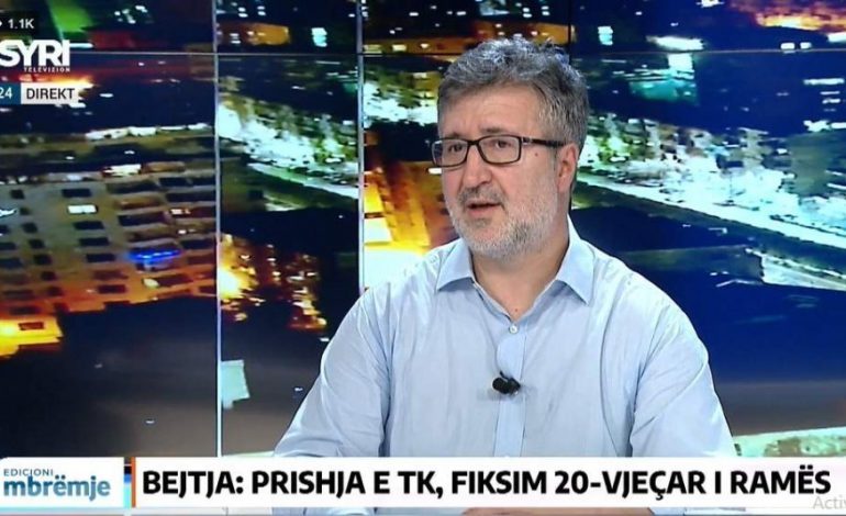 TEATRI/ “Shpërthen” Bejtja: Basha të vetshkrihet, Mona të bëjë byrekun dhe Meta të mastrubojë…