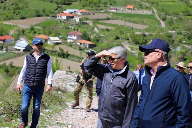 “TË MBROSH SHQIPËRINË SOT NUK KËRKOHET TË DERDHËSH GJAK PËR TË”/ Ministri Lleshaj njofton aksionin e ri, ja për çfarë bëhet fjalë
