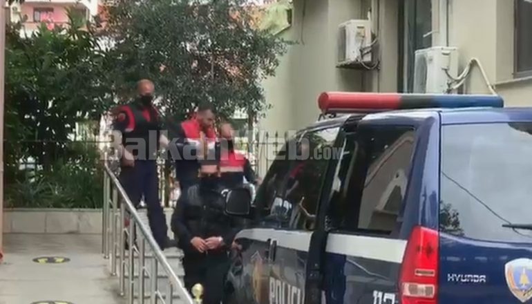 PËRDHUNIMI I 23-VJEÇARES NË FIER/ Gjykata lë në burg autorin, detyrim paraqitje për bashkëpunëtorin