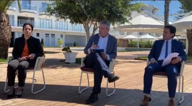SARANDË/ Operatorët turistikë takim me kryebashkiakun Gurma (VIDEO)