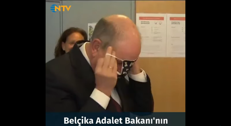 KORONAVIRUSI NË BELGJIKË/ Ministri “lë nam” para popullit, nuk di të vendosë maskën mbrojtëse ndaj COVID-19 (VIDEO)