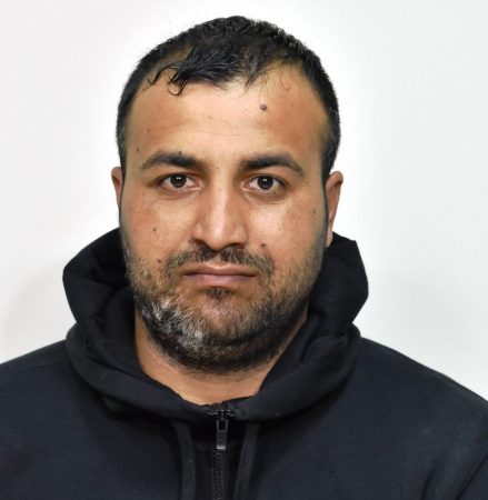 KREU VJEDHJE ME VLERË 130 MIJË EURO/ Kush është shqiptari i rrezikshëm që u arrestua në Greqi (EMRI)