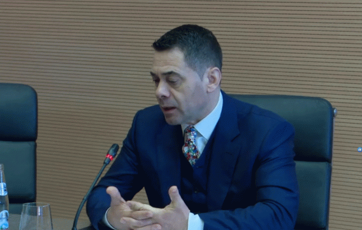 PREZANTON PLANIN PËR RINDËRTIMIN/ Ahmetaj: Hapat ku do të kalojë projekti. Bashkitë, partner në këtë proces
