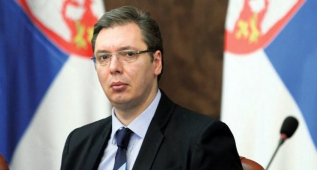SERBËT E PËRJASHTUAN NGA LËVIZJA/ Vuçiç: Vendimi i Malit të Zi për kufijtë është politik