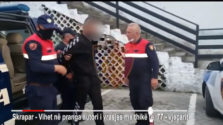 ME TUTA SPORTIVE DHE PRANGA PAS DUARVE/ Ja autori i vrasjes së 77-vjecarit në Skrapar (VIDEO)