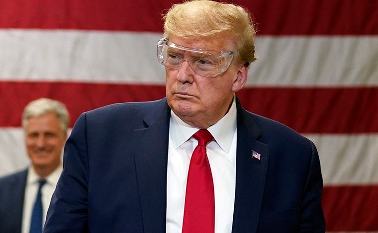 KORONAVIRUSI NË SHBA/ Trump heq dorë nga premtimi për një vaksinë deri në fund të vitit