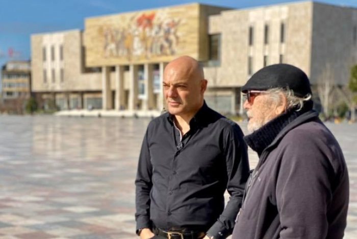 “NUK JETOVE ASNJË SEKONDË SI NJERI I ZAKONSHËM”/ Blendi Fevziu zbulon pengun e Maks Velos: Më vjen keq, u largove me bindjen…