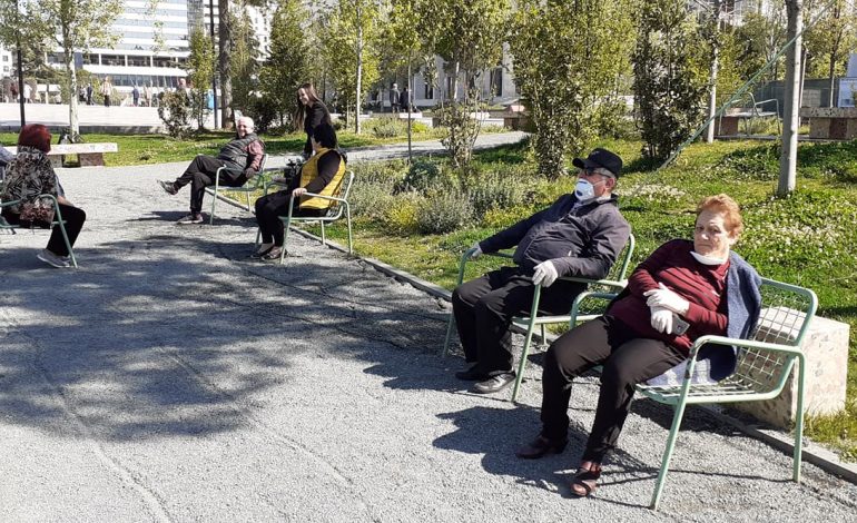 MASAT KUNDËR COVID-19/ E diela vetëm për pensionistët dhe prindërit me fëmijë nën 14 vjeç, por ja çfarë ndryshon nesër