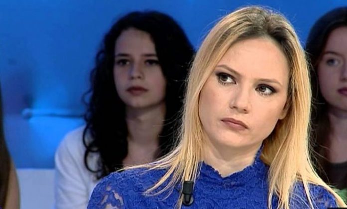 PËRGËNJESHTRON ALEANCËN/ Aktorja Eni Jani: Kam firmosur për ndërtimin e Teatrit të ri, mos keqpërdorni emrin tim