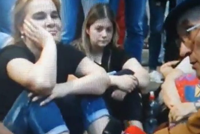 E “RRASKAPITUR” DHE E ULUR NË MES TË RRUGËS/ Kryemadhi diskuton me poetin Agim Doçi: Do vijë Luli, do vijë, gabimin që bëmë dje ta rregullojmë…