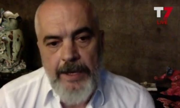 SHEMBJA E TEATRIT/ Flet për herë të parë Rama: Ajo ngrehinë…