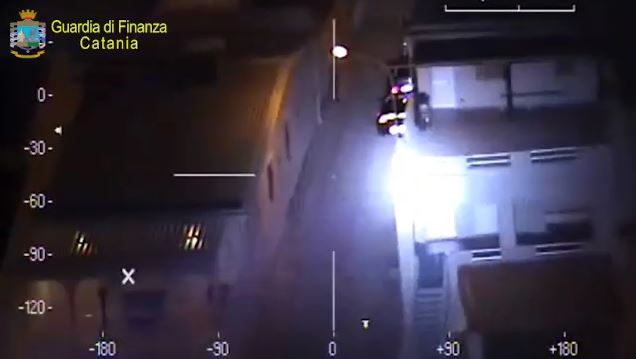 OPERACIONI “SHOES”/ Arrestohen në Itali 25 persona për trafik droge dhe armëmbajtje pa leje, mes tyre edhe shqiptarë