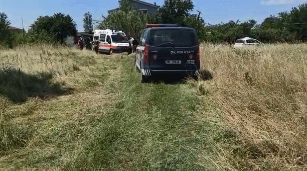 TRAGJIKE NË MAMURRAS/ Gruaja e ish-boksierit gjendet e djegur në banesë (VIDEO)