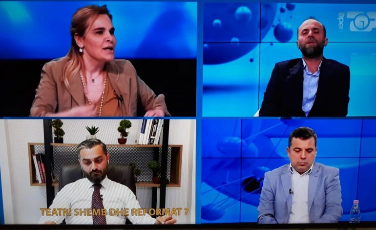 KU ISHE KUR NISI SHEMBJA E TEATRIT? “Plas” debati mes Kryemadhit dhe gazetarëve