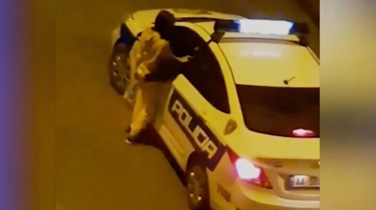 U FILMUA DUKE BËRË SKENA TË TURPSHME/ Policia përjashton efektivin: Shkeli rëndë kodin e etikës (VIDEO)