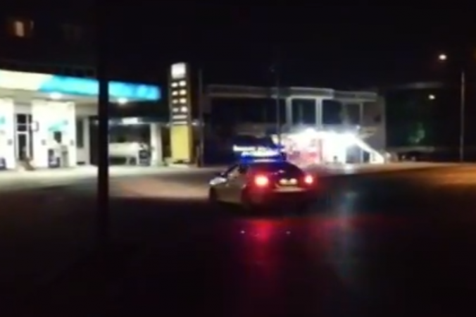 AKSIDENTI NË VLORË/ Automjeti përplas fëmijën 8 vjeç dhe largohet nga vendngjarja