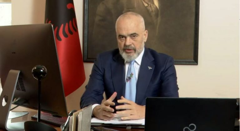 APLIKIMI ONLINE PËR KARTAT E ID DHE PASAPORTAT/ Rama sqaron procedurën: Policia ka afate për verifikimet, pas tyre qytetari njoftohet me e-mail për orën…