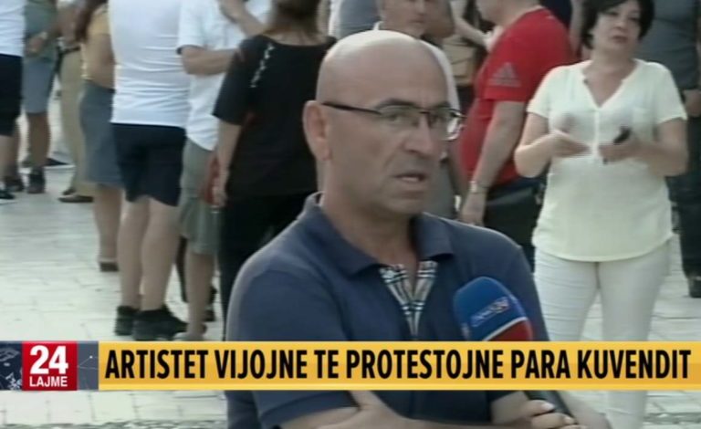 SHEMBJA E TEATRIT/ Robert Budina: Rama të japë dorëheqjen, do ta ndërtojmë Teatrin sërish ashtu sic ishte