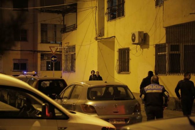 E RËNDË/ Shpërthim i fuqishëm tritoli te “Rruga e Dibrës” në Tiranë, ka dëme materiale