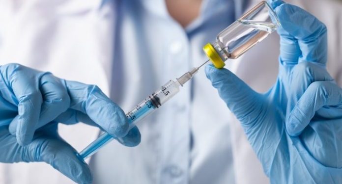 PANDEMIA E COVID-19/ “Përqindja e madhe e pacientëve kanë përgjigje mjaft të mirë” ndaj vaksinës