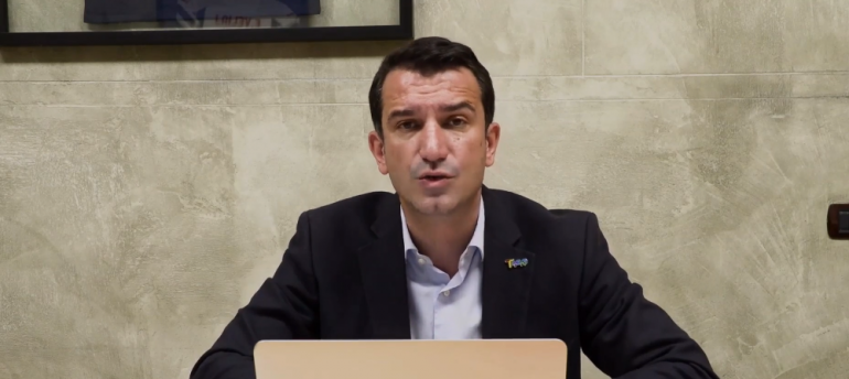 PSE U SHEMB NATËN TETATRI? Veliaj: Ishte e rrezikshme të ndodhte në çdo orë tjetër! Rikonstruksioni, i pamundur