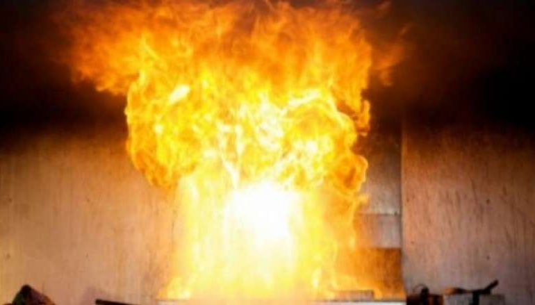 SHPËRTHEN BOMBOLA NË SHKODËR/ Plagoset 52-vjeçari. Niset me urgjencë drejt Tiranës