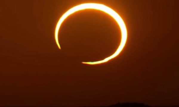 UNAZA E ZJARRIT/ NASA shpërndan pamjet e eklipsit diellor