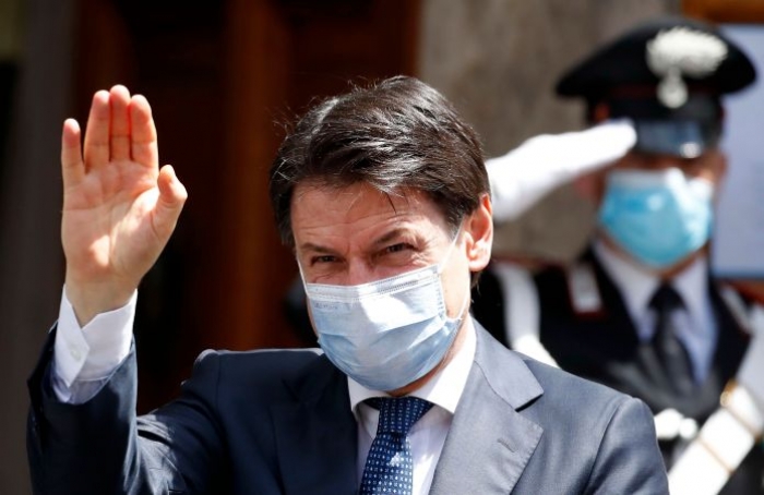 ITALIA RA NË “GJUNJË” PARA COVID-IT/ Kryeministri Conte merret në pyetje për masat e marra
