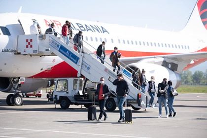 KUSHTI/ Lajmi i mirë: Nga 22 qershori rinisin fluturimet E RREGULLTA ndërkombëtare nga Aeroporti Ndërkombëtar i Tiranës