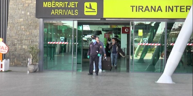 RIKTHEHEN FLUTURIMET NGA RINASI/ Këto janë 10 udhëtimet e konfirmuara për të martën