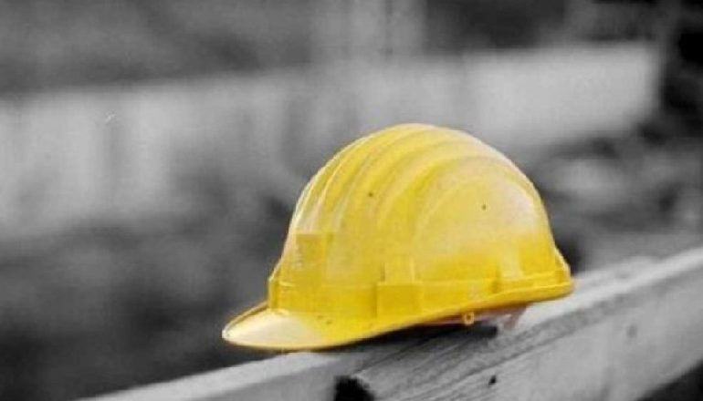 NGJARJE E RËNDË/ Rripi i betonieres vdes punëtorin në Tiranë, 45-vjeçari humb jetën gjatë punës…