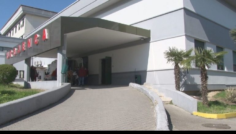 RAST I RI NË DURRËS/ Shkoi për t’u vizituar, doli pozitiv me COVID