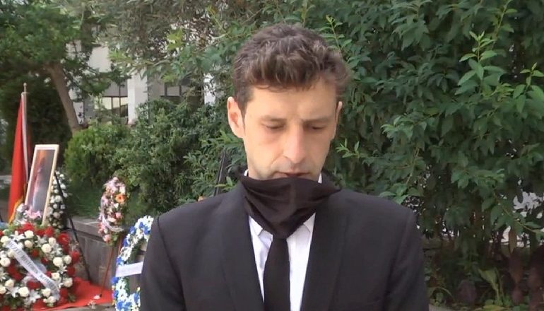 NDARJA NGA JETA E MOIKOM ZEQOS/ Fjalimi prekësi djalit: Ku je tani babi? Si ike kështu? Realizova ëndrrën, por humba tim atë