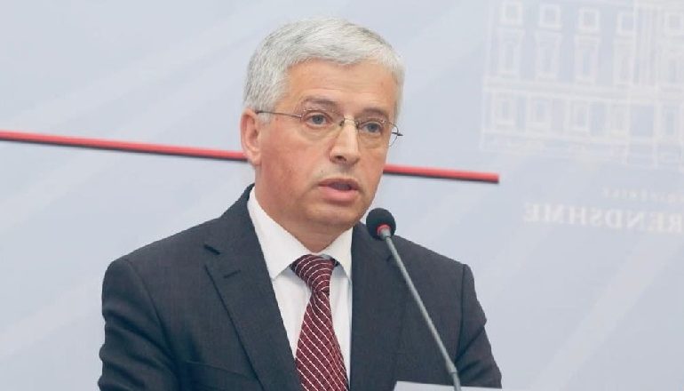 DRAFTI/ Qeveria: Aty ku minoriteti ka 20% të popullsisë të përdoret gjuha e tyre