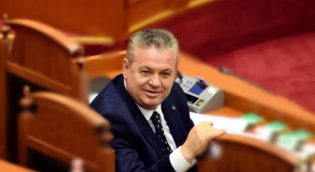 “O REFERENDUM, O NDRYSHIM SISTEMI”/ Murrizi: Opozita parlamentare nuk voton reformë tjetër!