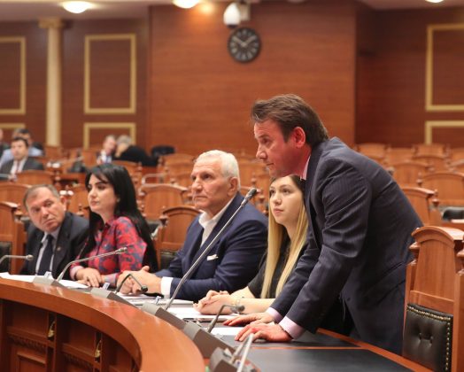 REFORMA ZGJEDHORE/ Deputeti i opozitës: Rama do futet në histori, ka bërë revolucion