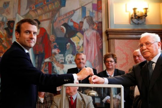 TESTI I MACRON/ Presidenti francez rrezikon dështimin në zgjedhjet vendore